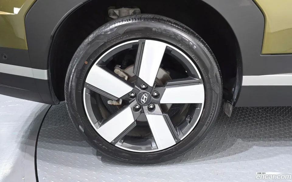 Hyundai SantaFe 2.5T 2WD 2023 — thumbnail 5