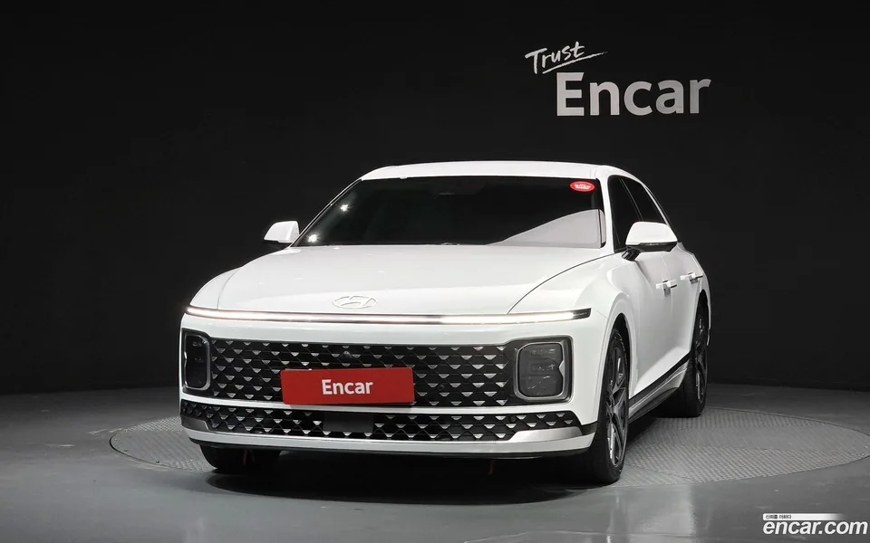 Hyundai Grandeur Hybrid 2023 — thumbnail 3