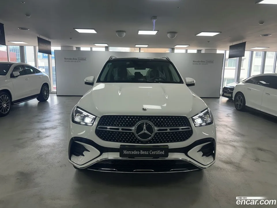 Mercedes-Benz GLE-Class GLE450 4MATIC 2025 — thumbnail 3