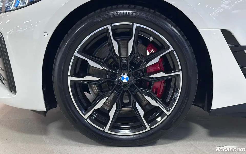 BMW i4 M50 2025 — thumbnail 5