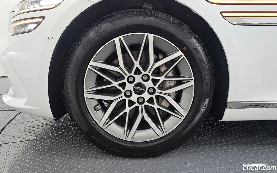Genesis G80 2.5 2WD 2024 — миниатюра 5