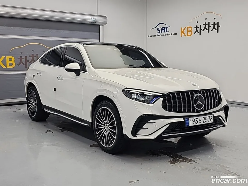 Mercedes-Benz GLC-Class GLC300 4MATIC 2024 — thumbnail 4