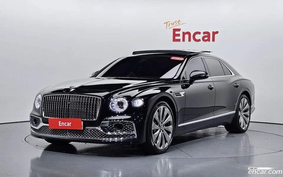 Bentley Flying Spur 4.0 2022 — photo 1, buy with delivery to Moscow