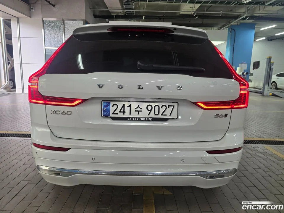 Volvo XC60 B6 2024 — thumbnail 2