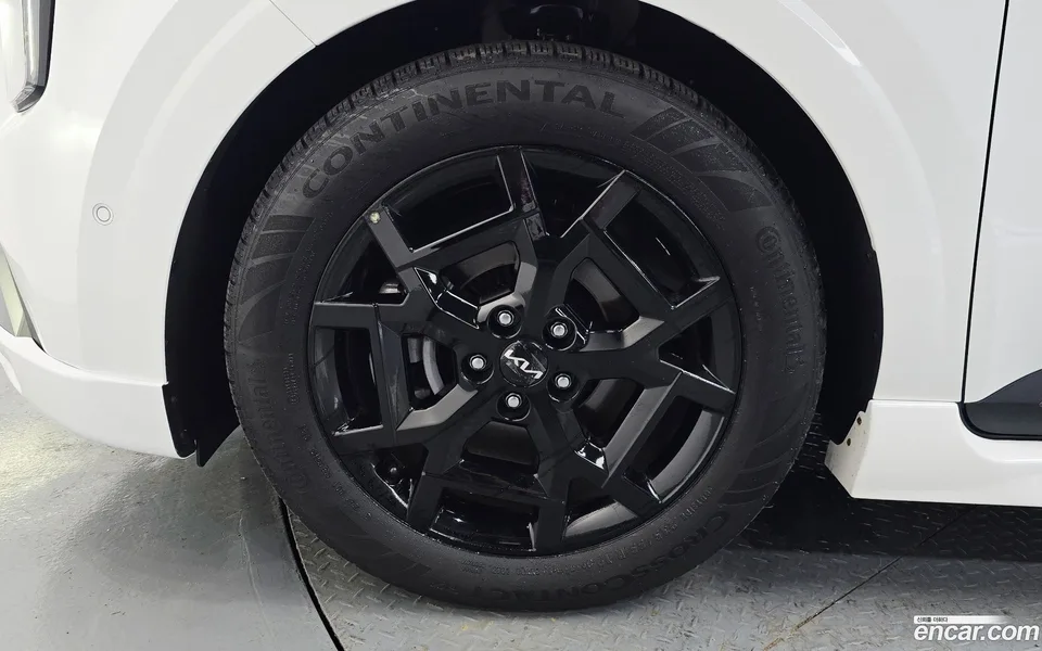 Kia Carnival 9 () 2025 — thumbnail 2