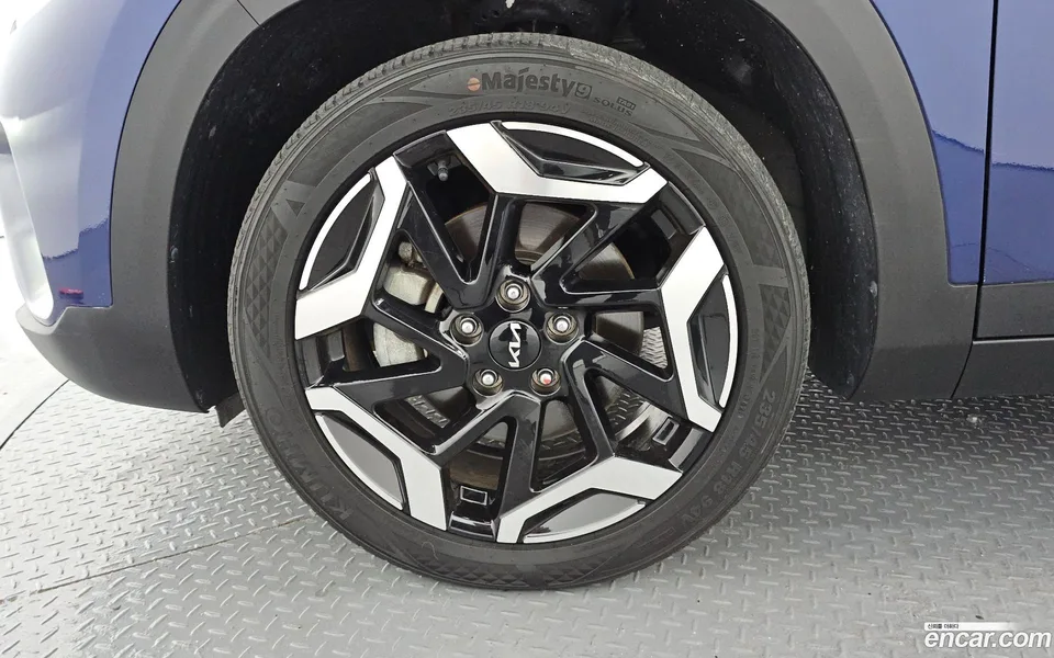 Kia Seltos 1.6 2WD 2023 — thumbnail 2