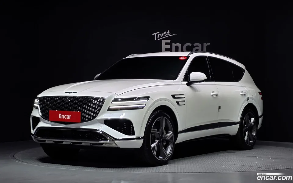 Genesis GV80 2.5T AWD 2024 — photo 1, buy with delivery to Moscow