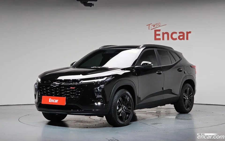 Chevrolet Trax Crossover 1.2 RS 2025 — photo 1, buy with delivery to Moscow
