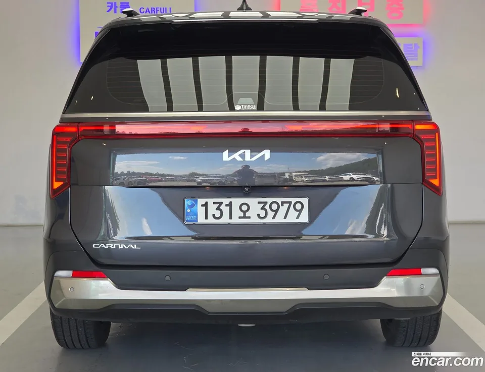 Kia Carnival 9 2024 — thumbnail 2