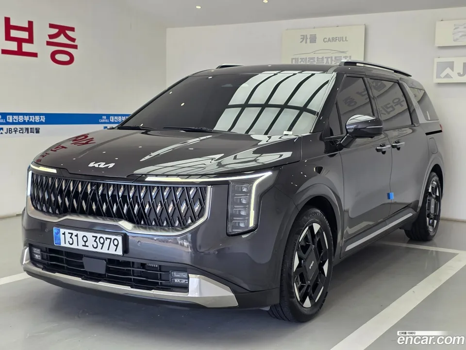 Kia Carnival 9 2024 — thumbnail 3