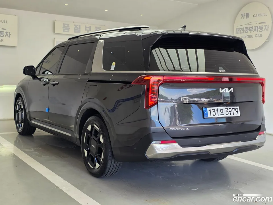 Kia Carnival 9 2024 — thumbnail 4