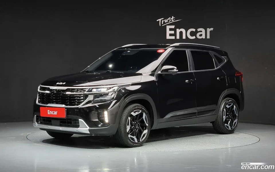 Kia Seltos 1.6 2WD 2024 — photo 1, buy with delivery to Moscow
