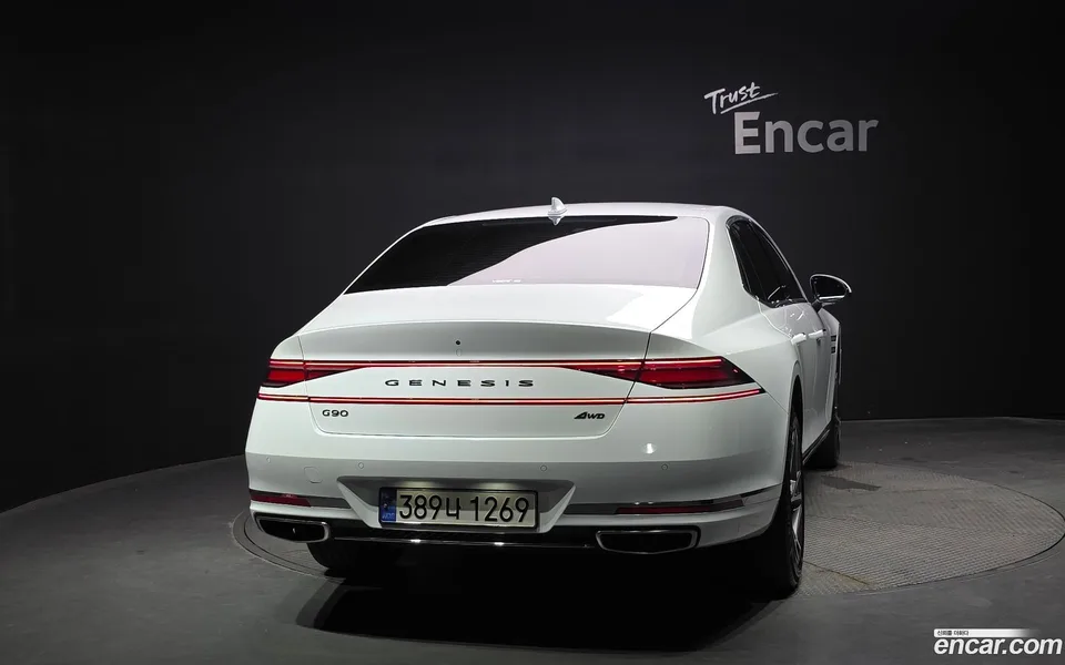 Genesis G90 3.5 e-S/C AWD 2023 — thumbnail 4