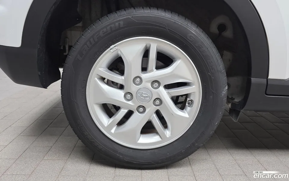 Hyundai Venue 1.6 2023 — thumbnail 5