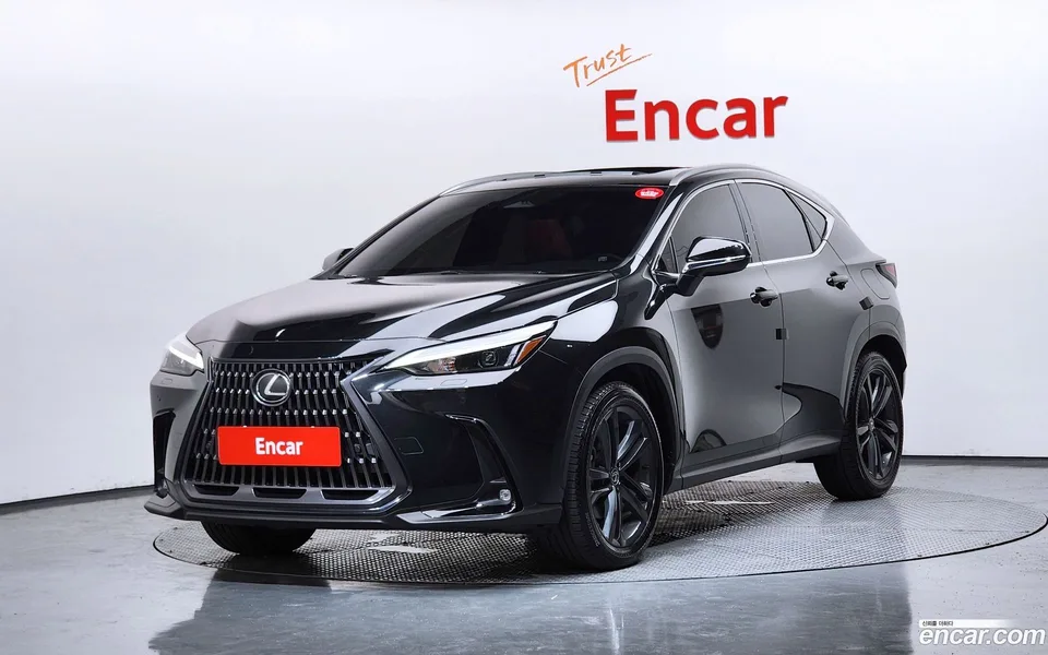Lexus NX 350h 2025 — photo 1, buy with delivery to Moscow