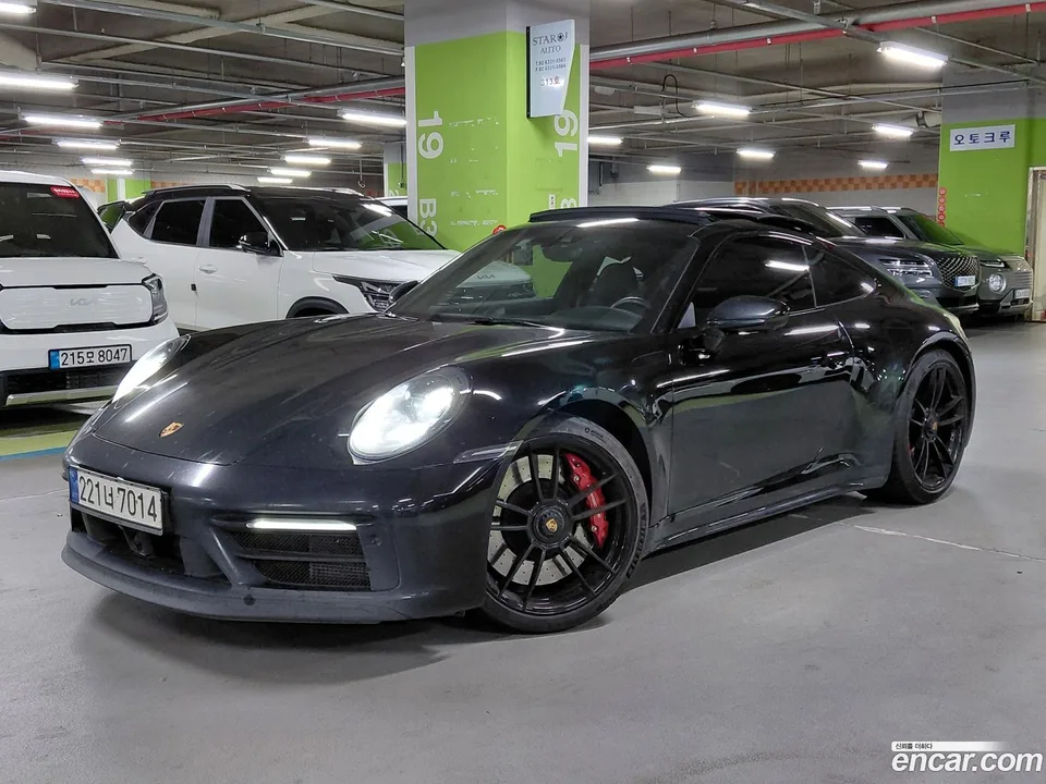 Porsche 911 (992) 4 GTS 2023 — фото 1, купить с доставкой в Москву