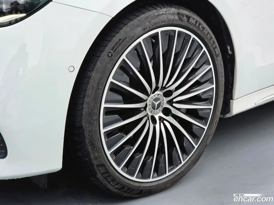 Mercedes-Benz E-Class E450 4MATIC 2024 — thumbnail 3