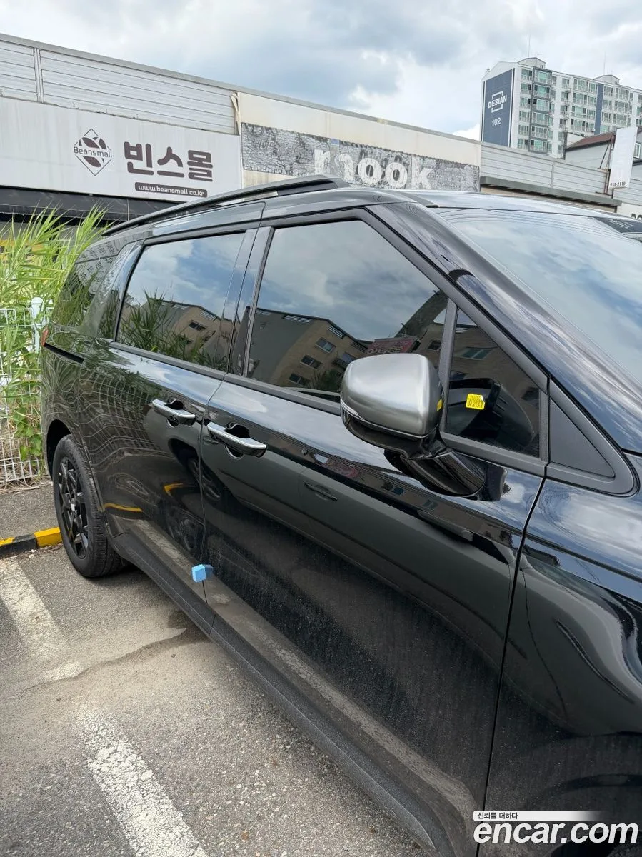 Kia Carnival HEV 7 X Line 2026 — thumbnail 4