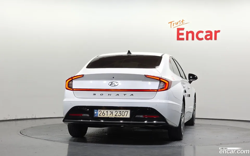 Hyundai Sonata 2.0 2022 — thumbnail 4