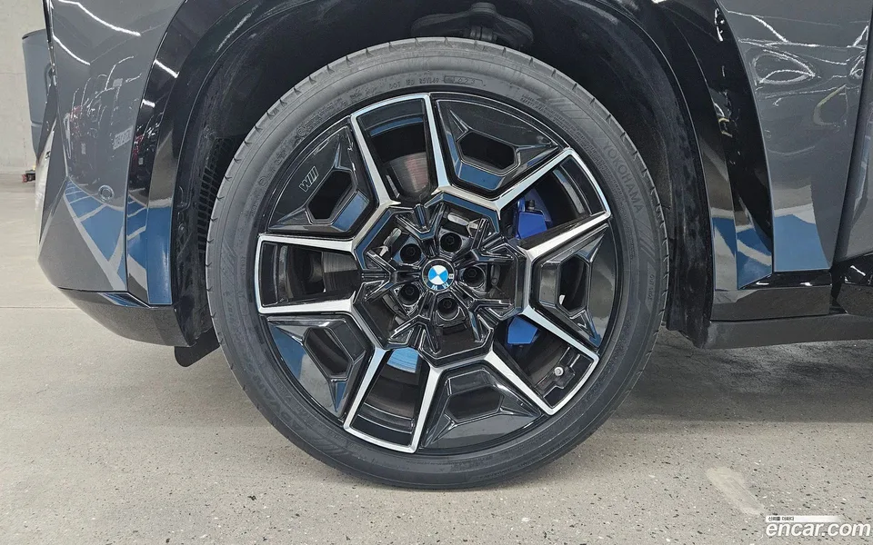 BMW XM 4.4 2024 — thumbnail 2