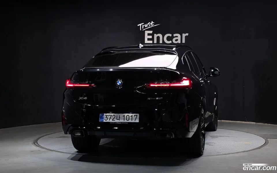 BMW X4 xDrive20i M 2025 — thumbnail 4