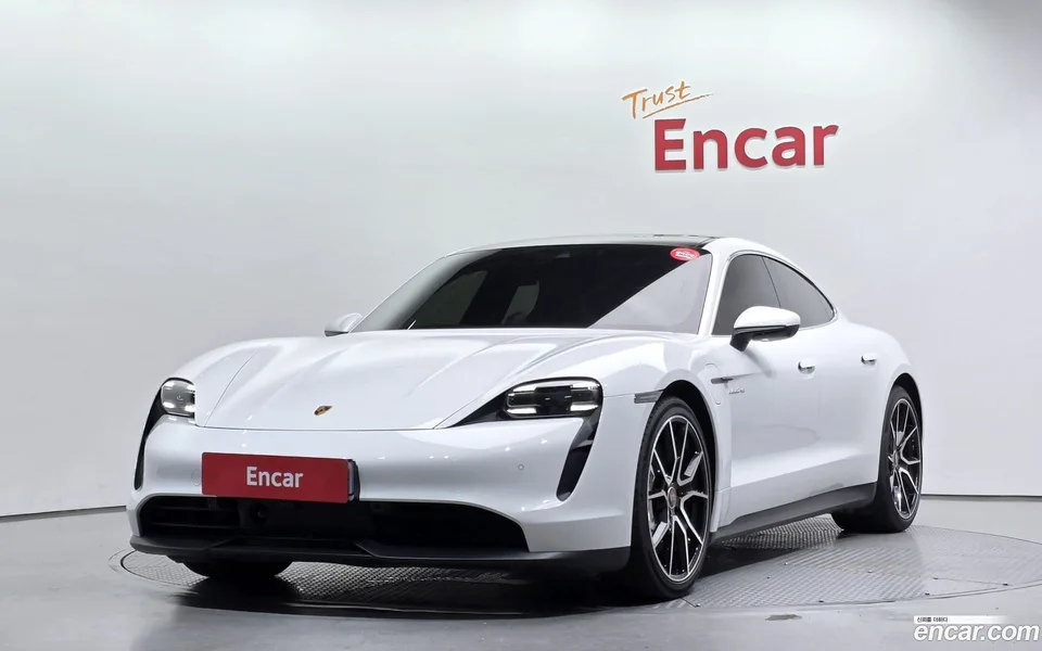 Porsche Taycan 4S 2024 — photo 1, buy with delivery to Moscow