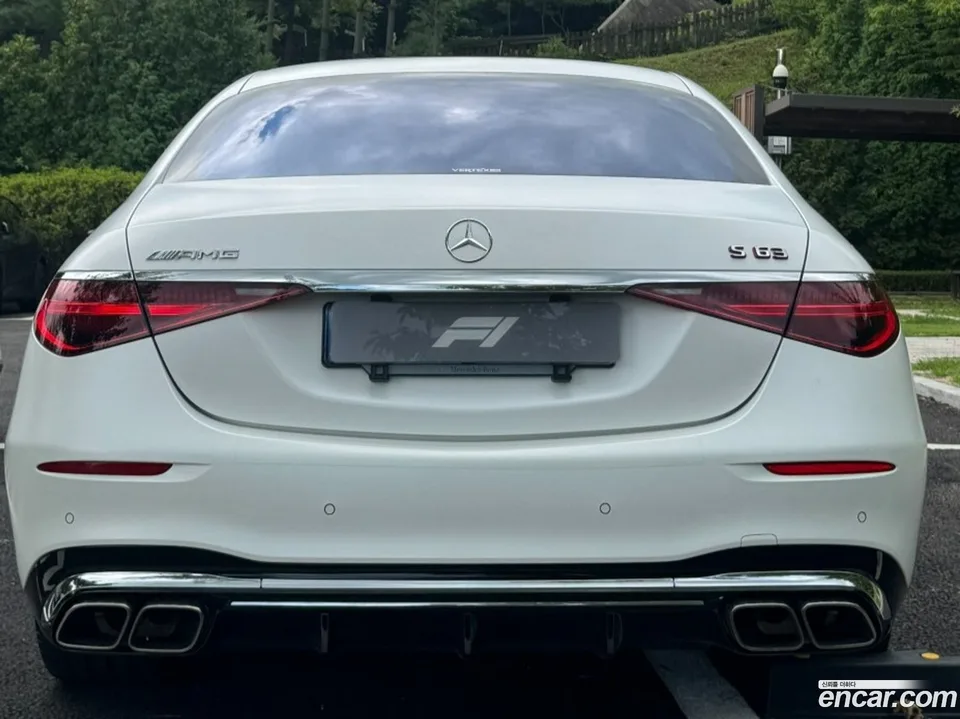 Mercedes-Benz S-Class AMG S63 E 4MATIC 2024 — миниатюра 4