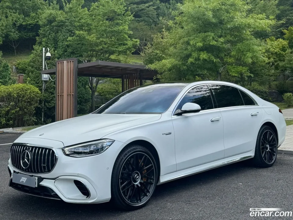 Mercedes-Benz S-Class AMG S63 E 4MATIC 2024 — фото 1, купить с доставкой в Москву
