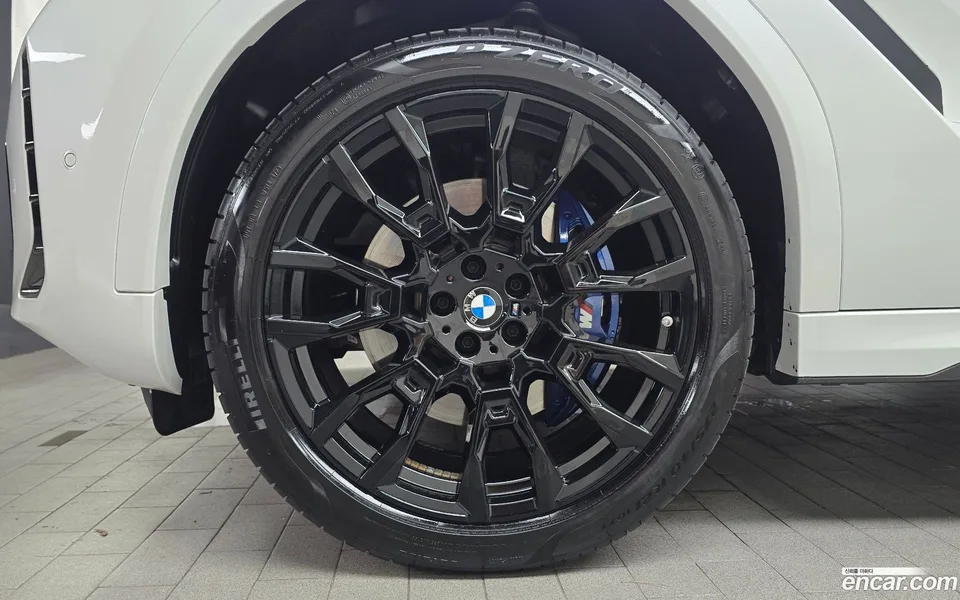 BMW X6 xDrive40i M 2024 — thumbnail 5