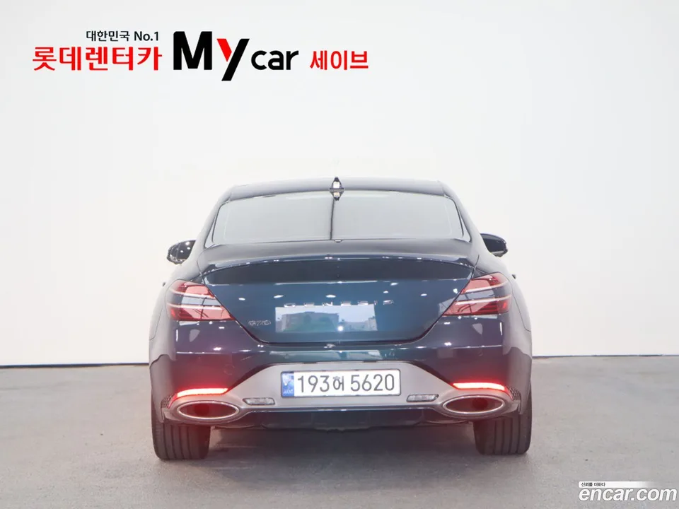 Genesis G70 2.0T 2WD 2022 — миниатюра 4
