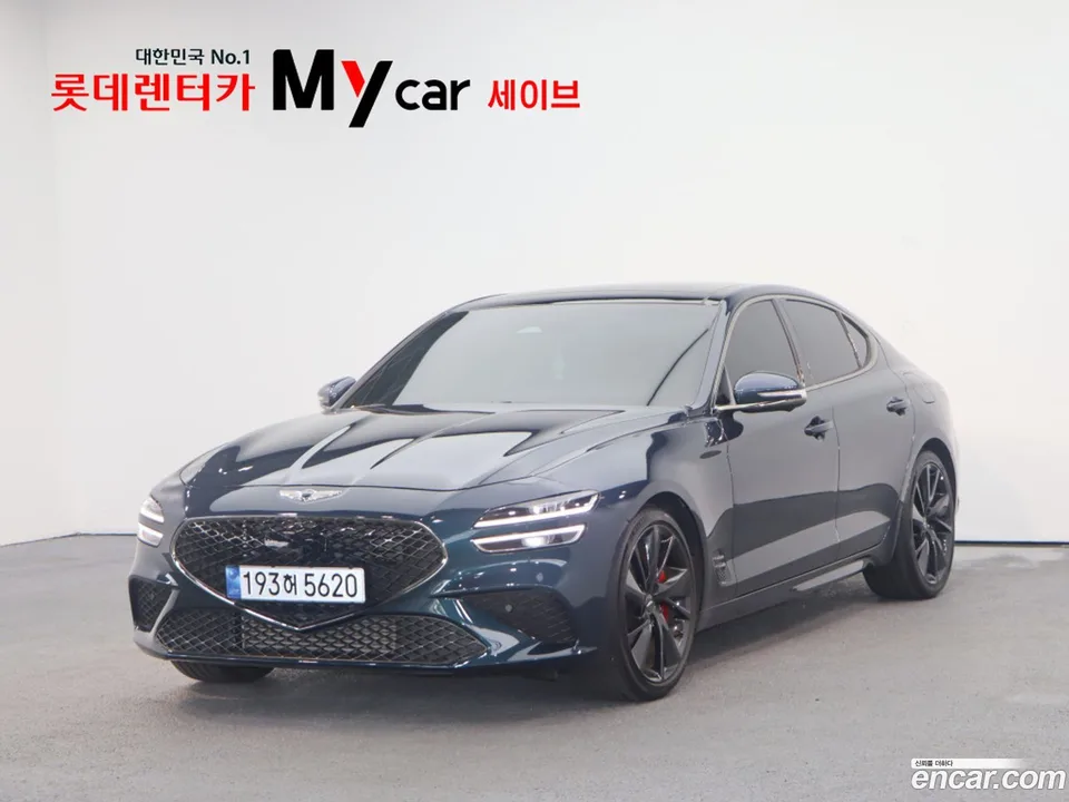 Genesis G70 2.0T 2WD 2022 — photo 1, buy with delivery to Moscow
