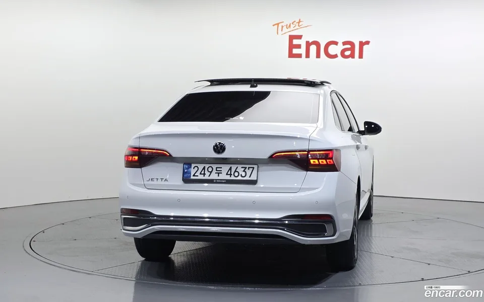 Volkswagen Jetta 1.5 TSI 2022 — thumbnail 4