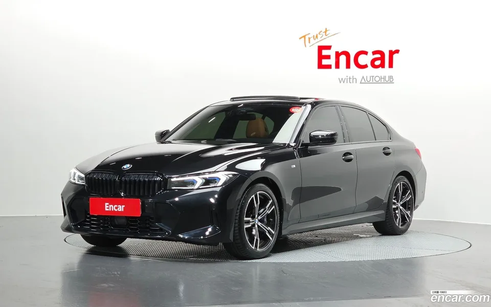 BMW 3 Series 320i M 2024 — photo 1, buy with delivery to Moscow