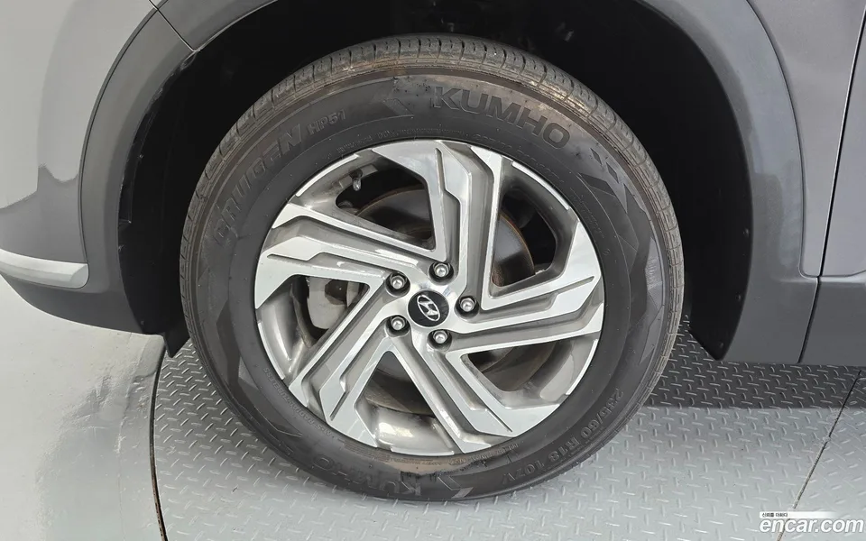 Hyundai SantaFe 2.2 2WD 2022 — миниатюра 2
