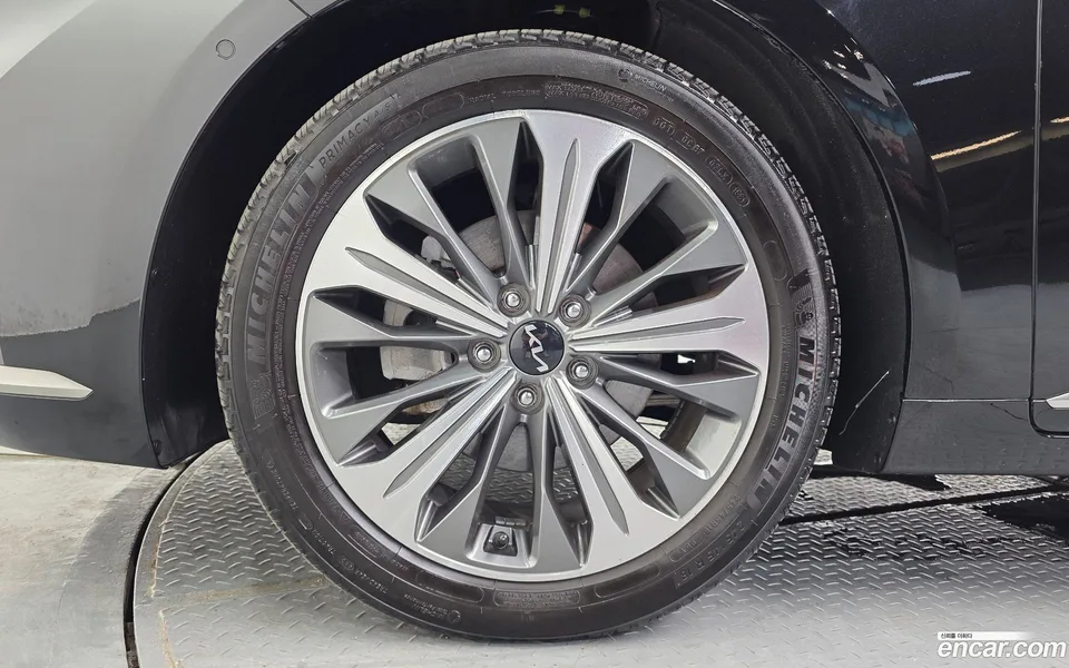 Kia K8 Hybrid 2022 — thumbnail 2