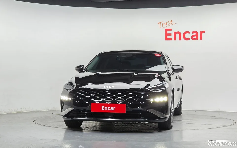 Kia K8 Hybrid 2022 — thumbnail 3