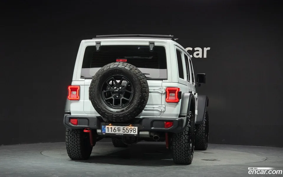 Jeep Wrangler 2.0 4 2025 — thumbnail 4