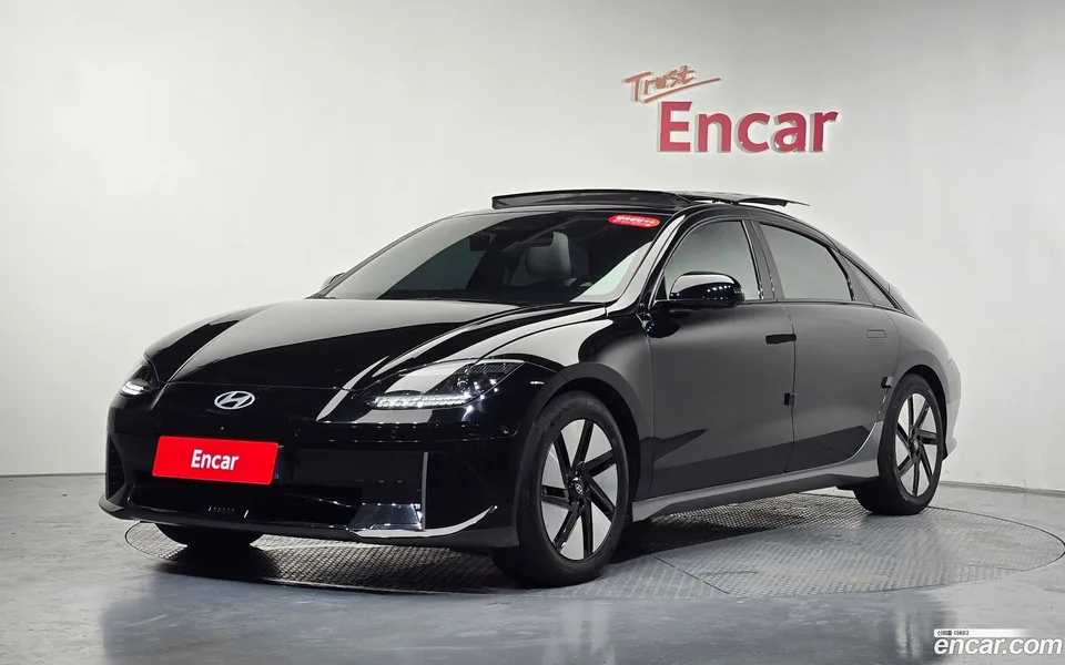 Hyundai Ioniq 6 2022 — photo 1, buy with delivery to Moscow