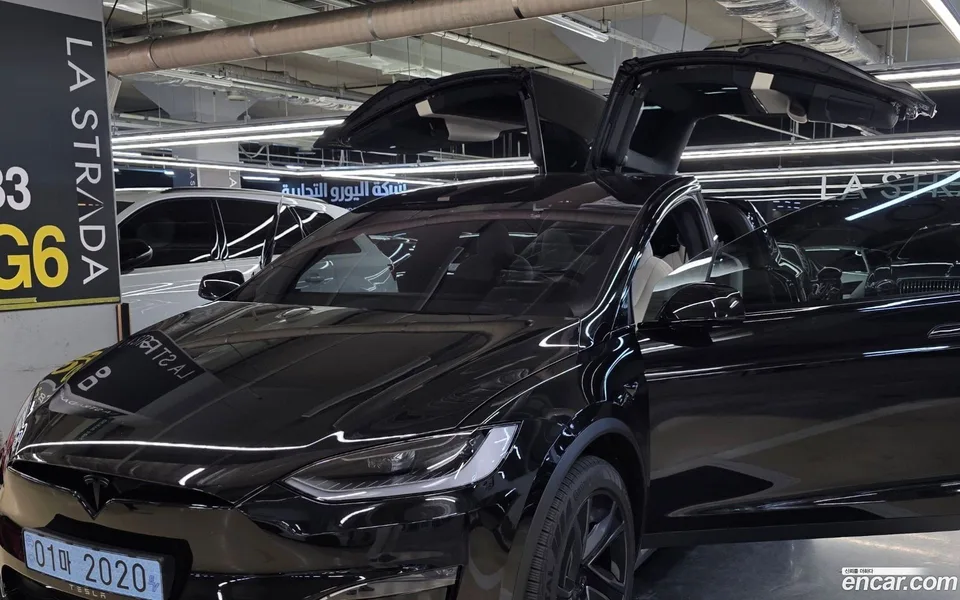 Tesla Model X AWD 2026 — фото 1, купить с доставкой в Москву