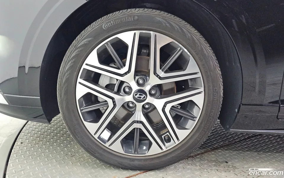 Hyundai Grandeur 2.5 2WD 2023 — thumbnail 2