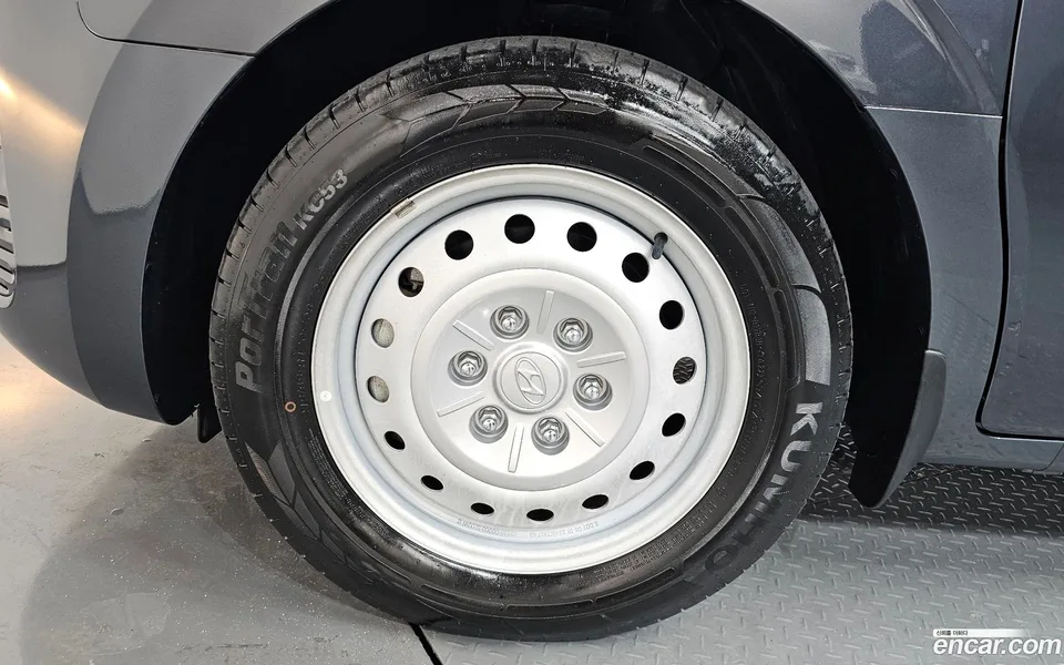 Hyundai Staria 11 2022 — thumbnail 2