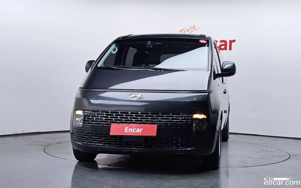 Hyundai Staria 11 2022 — thumbnail 3