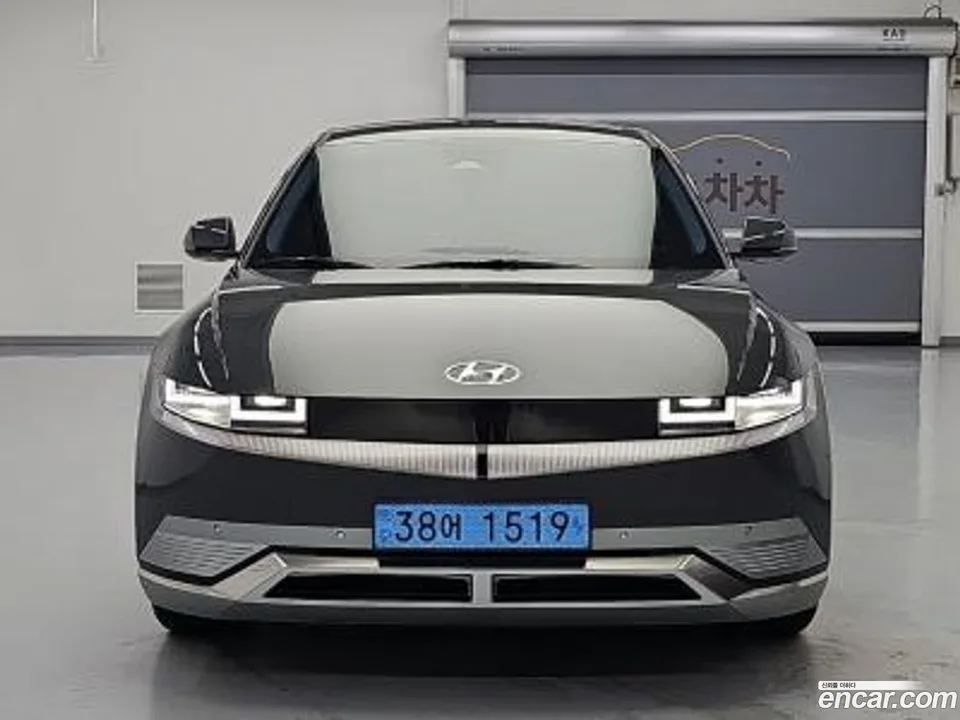 Hyundai Ioniq 5 AWD 2023 — миниатюра 2