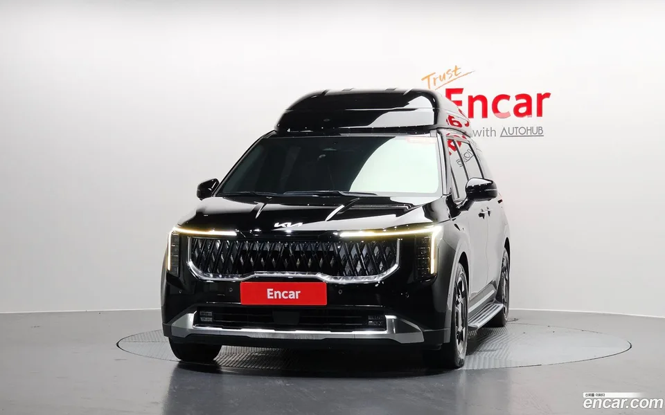 Kia Carnival 7 2024 — thumbnail 3