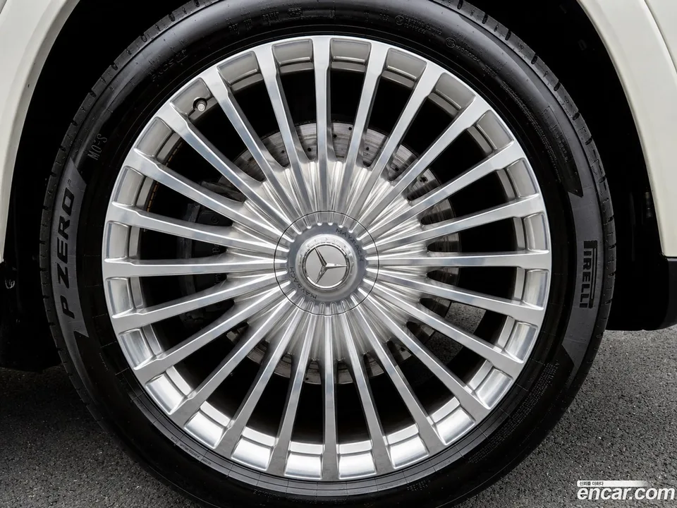 Mercedes-Benz GLS-Class GLS600 4MATIC 2022 — thumbnail 2