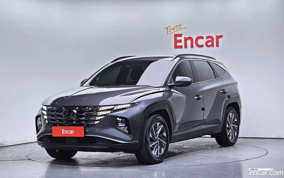Hyundai Tucson 1.6 2WD 2022 — photo 1, buy with delivery to Moscow