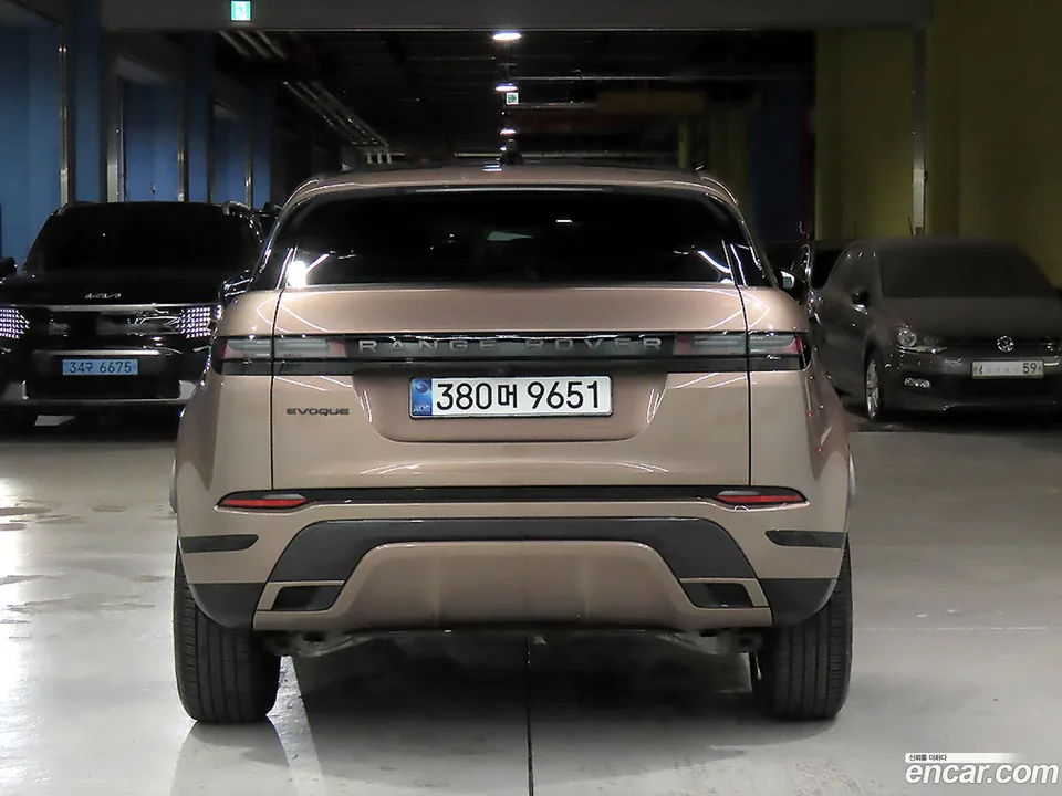 Land Rover Range Rover Evoque P250 SE 2025 — thumbnail 4