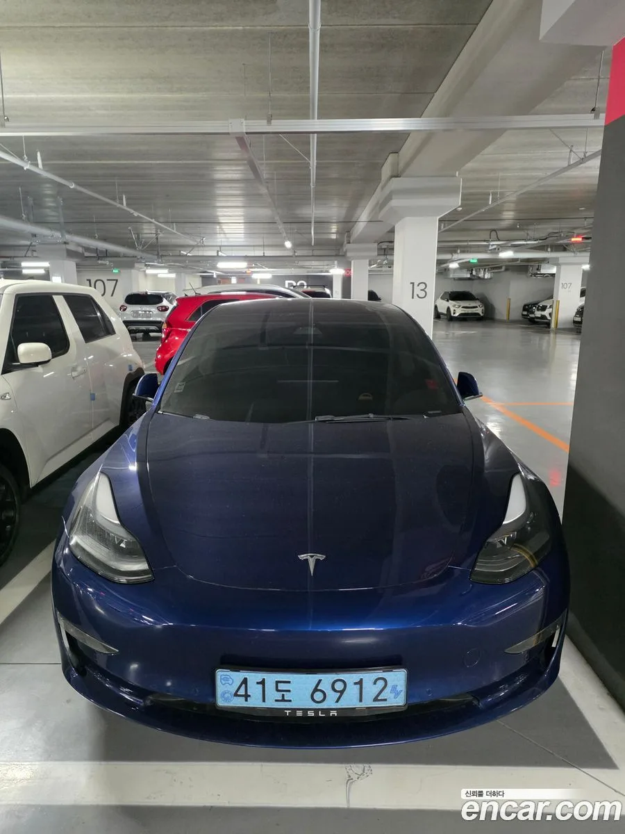 Tesla Model 3 AWD 2022 — фото 1, купить с доставкой в Москву