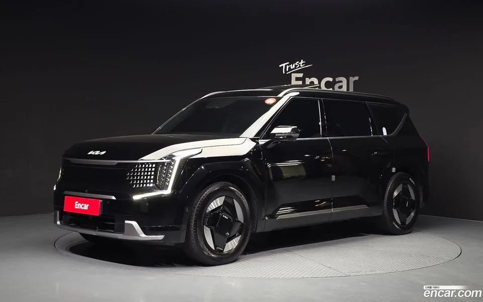 Kia EV9 4WD 2024 — photo 1, buy with delivery to Moscow