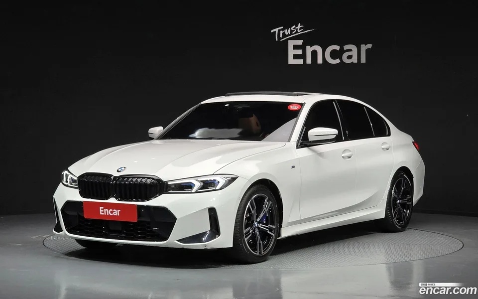 BMW 3 Series 320i M 2024 — photo 1, buy with delivery to Moscow